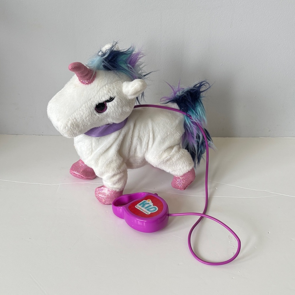 Kid Connection Walkable Unicorn with Leash & Moveable Legs – Plush White & Pink